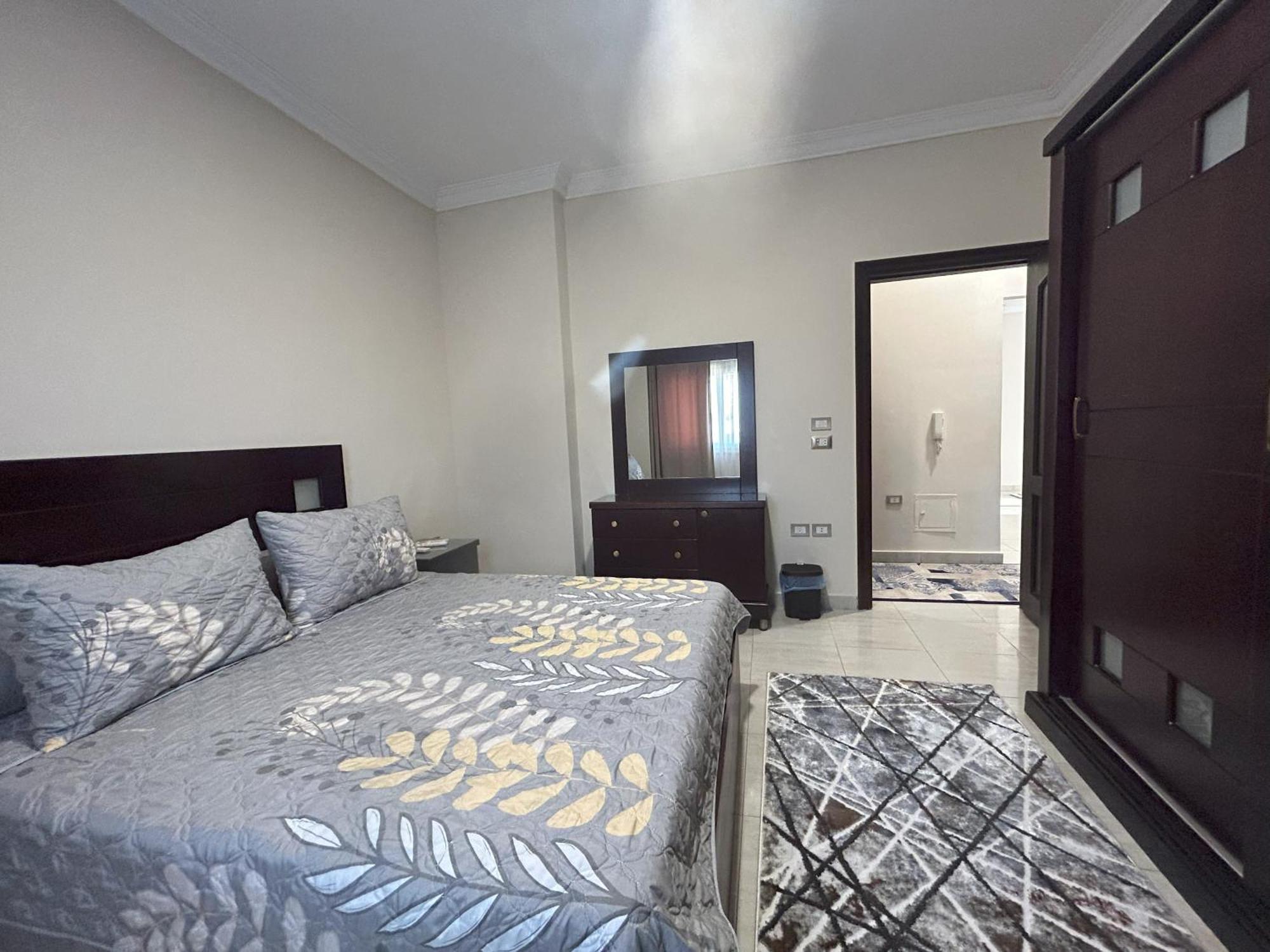 Luxury Apartments Beside Mall Of Arabia And Dar Al-Fouad Hospital - Families Only- No Alcoholic Beverages 6th of October City Exterior foto
